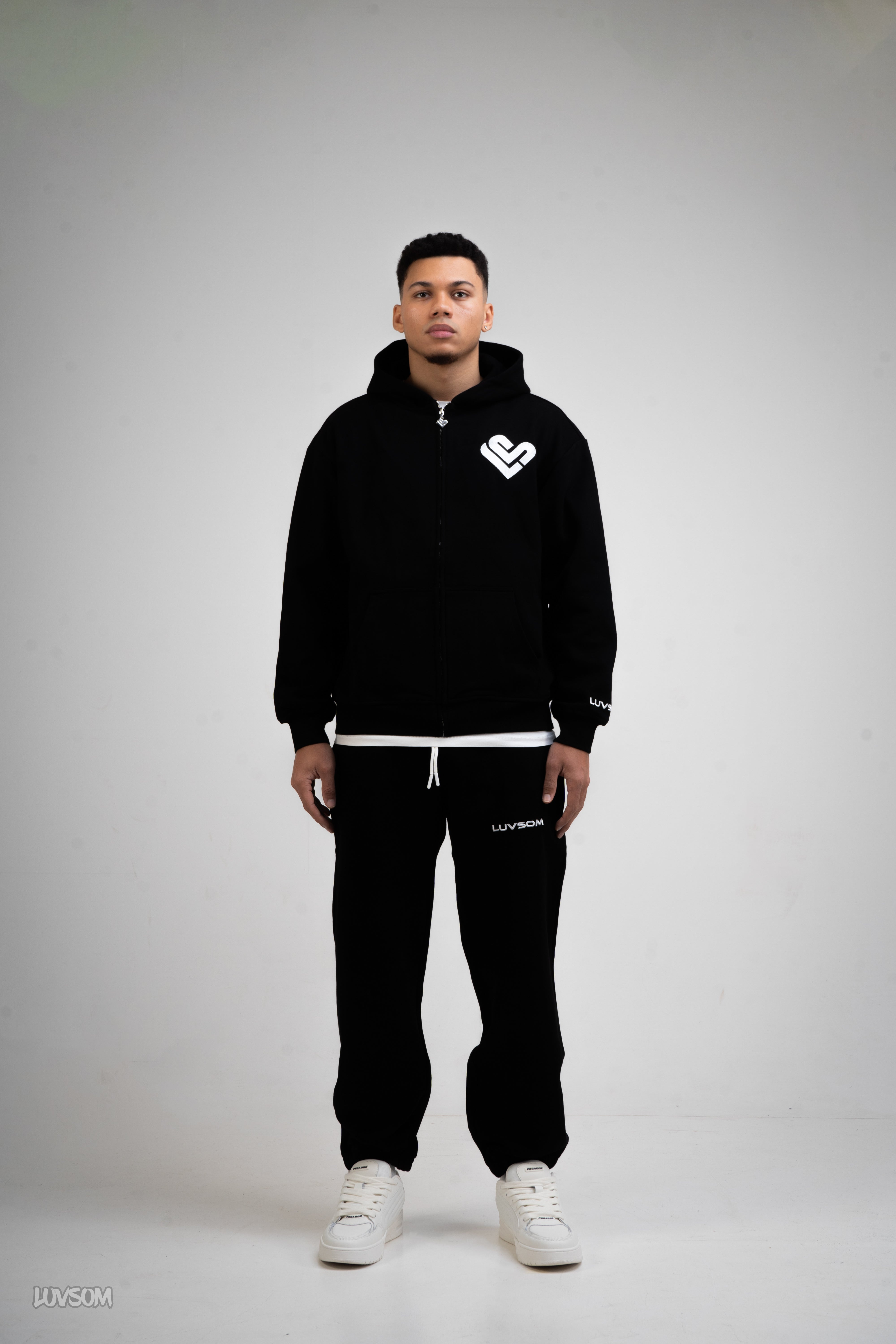 LUVSOM JOGGER BLACK - LUVSOM
